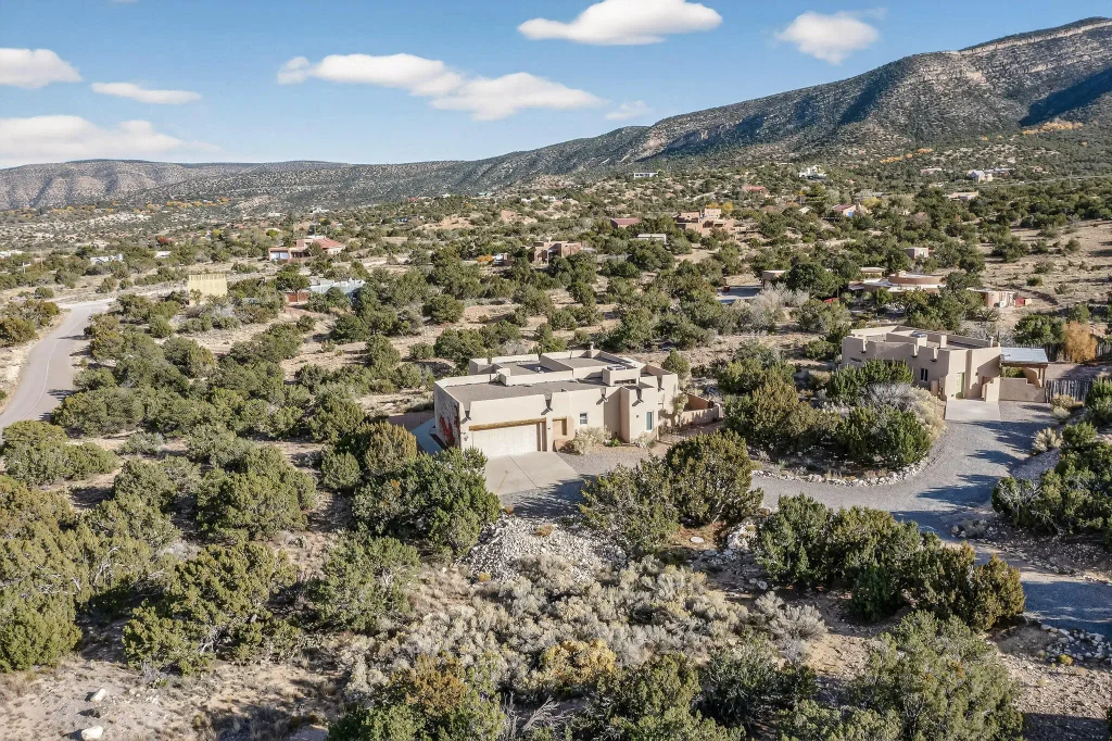 8 & 10 Quail Meadow Road, Placitas