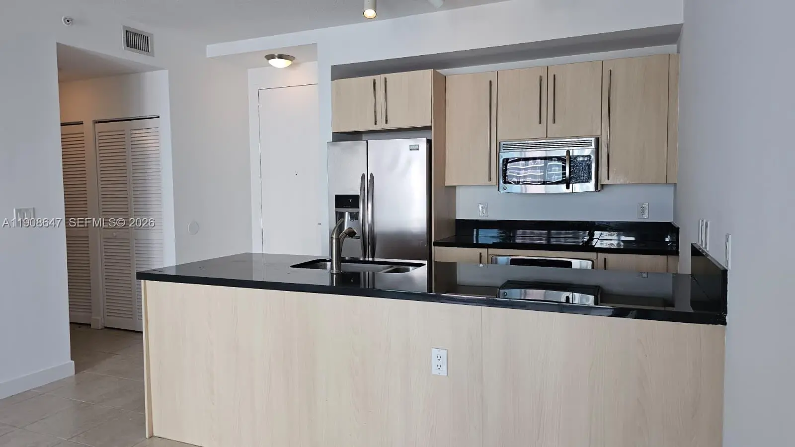 Photo of Listing #A11908647