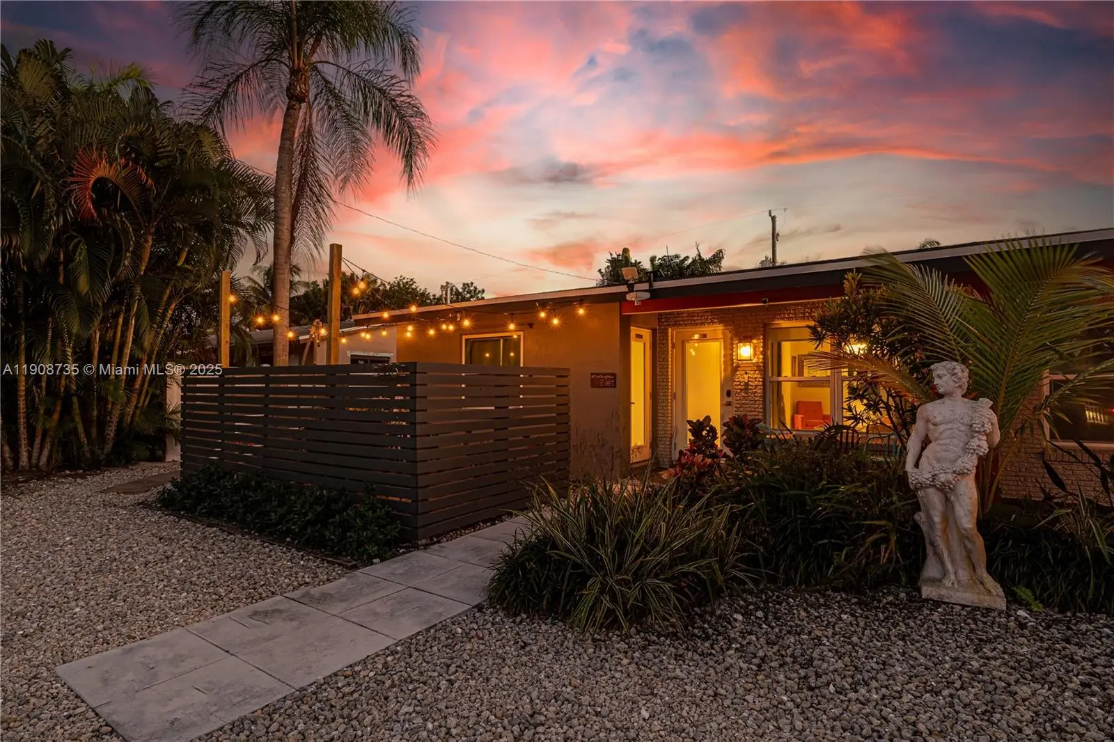 Photo of Listing #A11908735