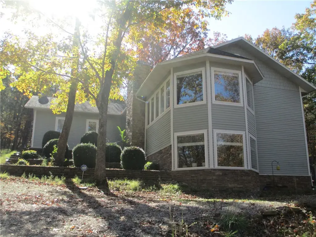 8 Hickory Circle, Holiday Island