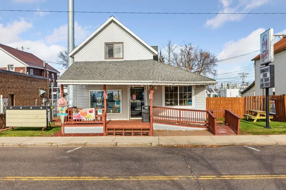 613 E La Salle Avenue, Barron