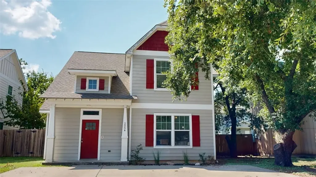 205 A Sterling Street, College Station