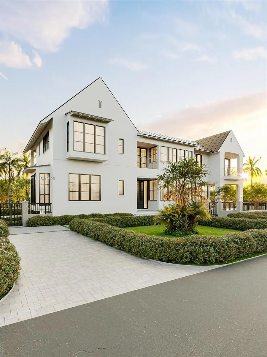 Photo of Listing #A11899235