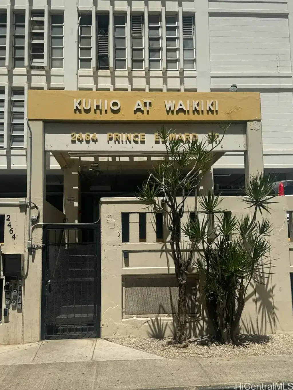 2465 Kuhio Avenue # 1418, Honolulu