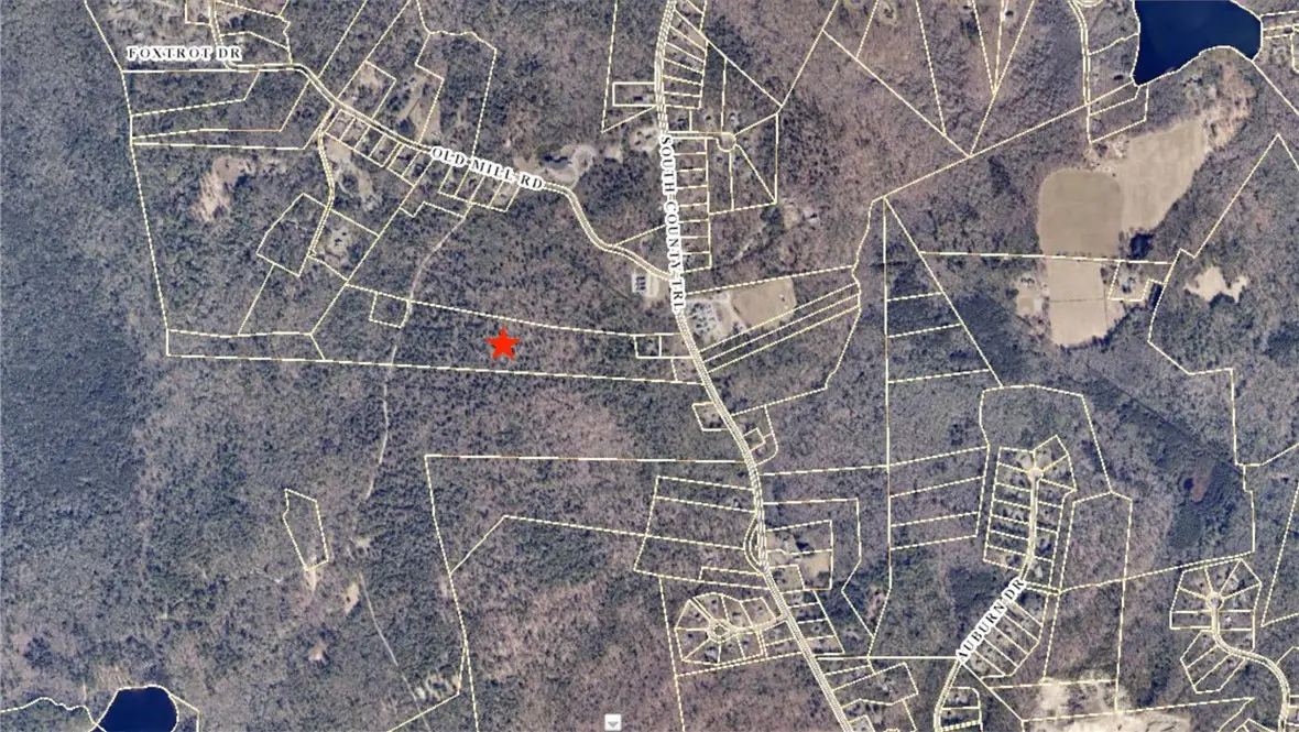 South County Trl, Charlestown