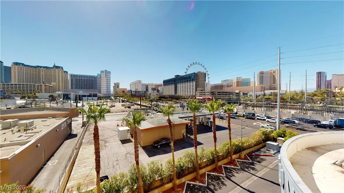 211 E Flamingo Road 202, Las Vegas