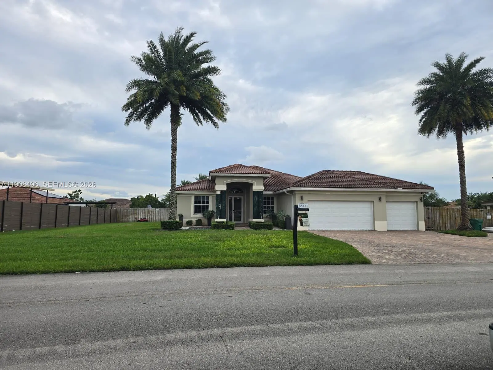 Photo of Listing #A11908496