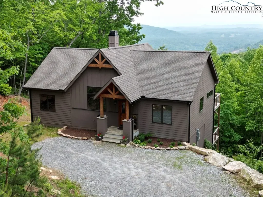 414 Elk Horn Road, Ferguson