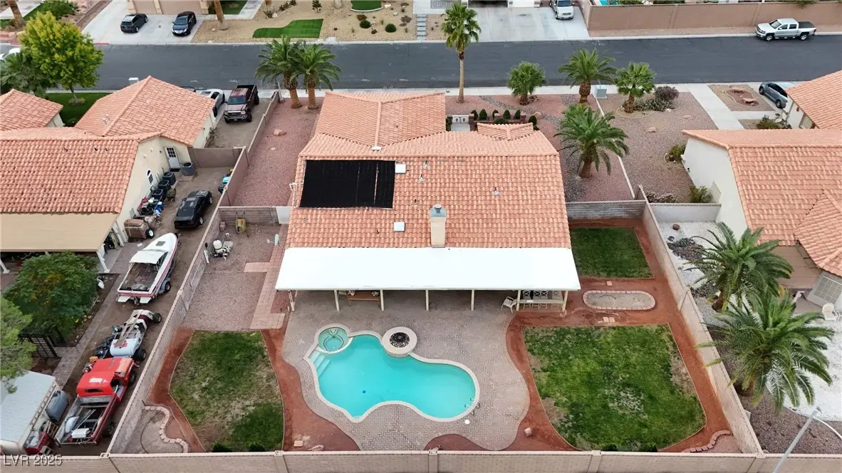 Photo of Listing #2733092