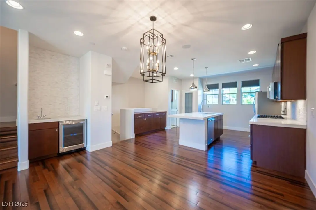 Photo of Listing #2732867