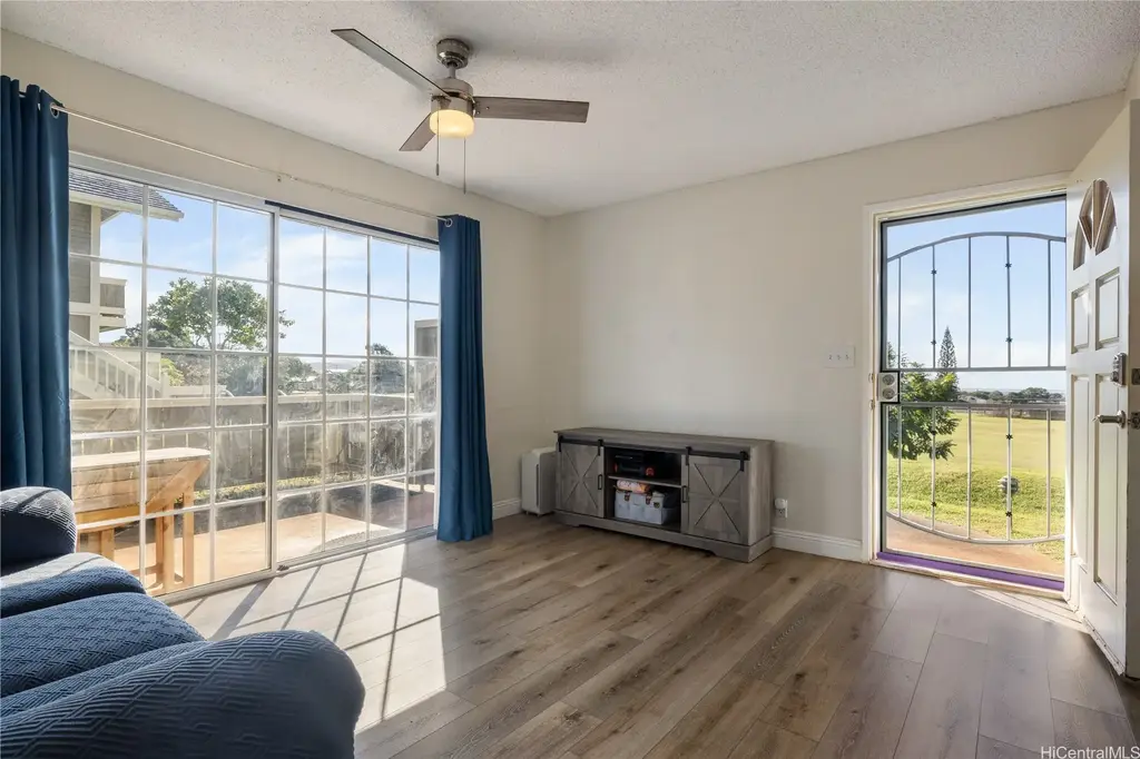 94-1394 Kulewa Loop # 41d, Waipahu