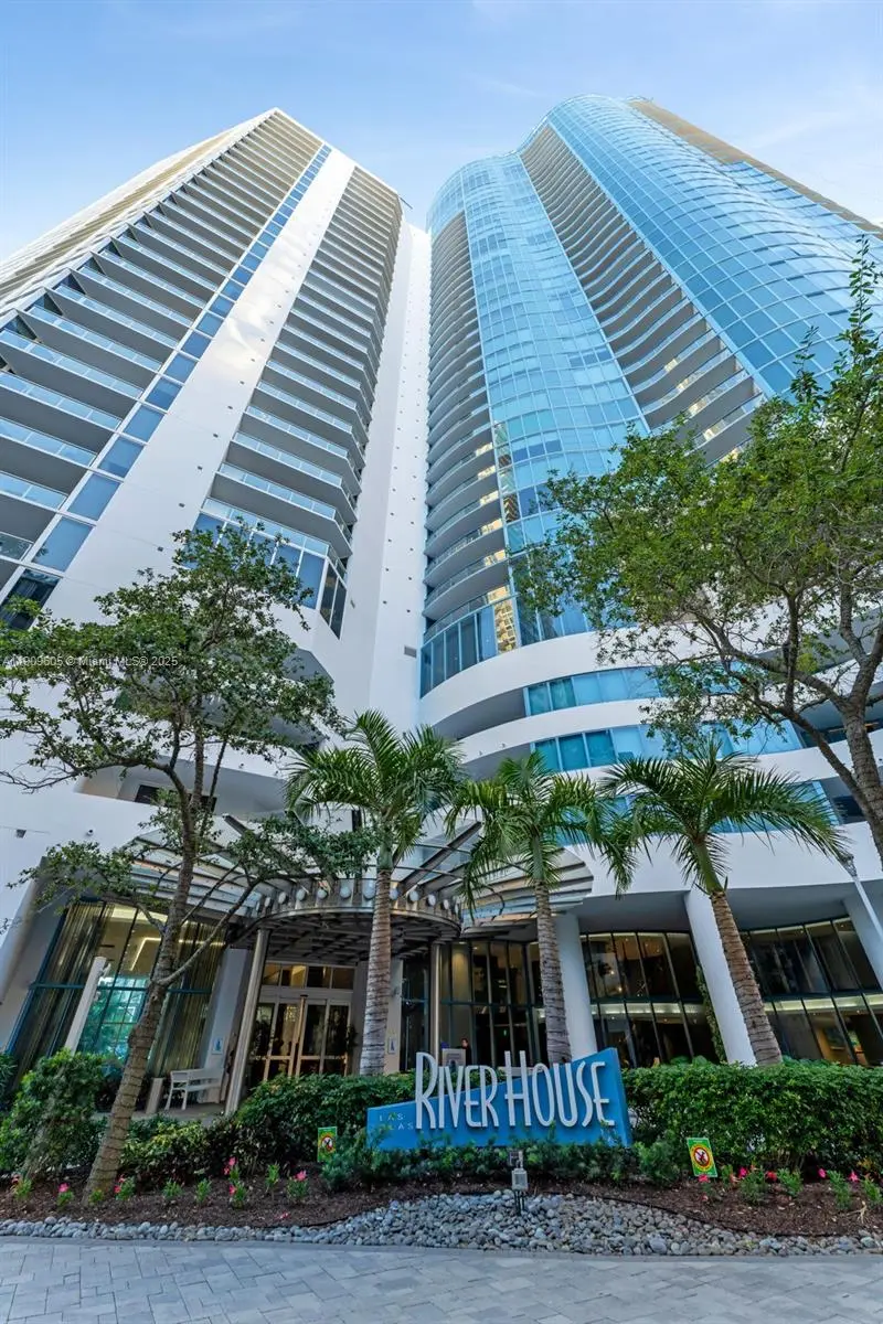 Photo of Listing #A11909605