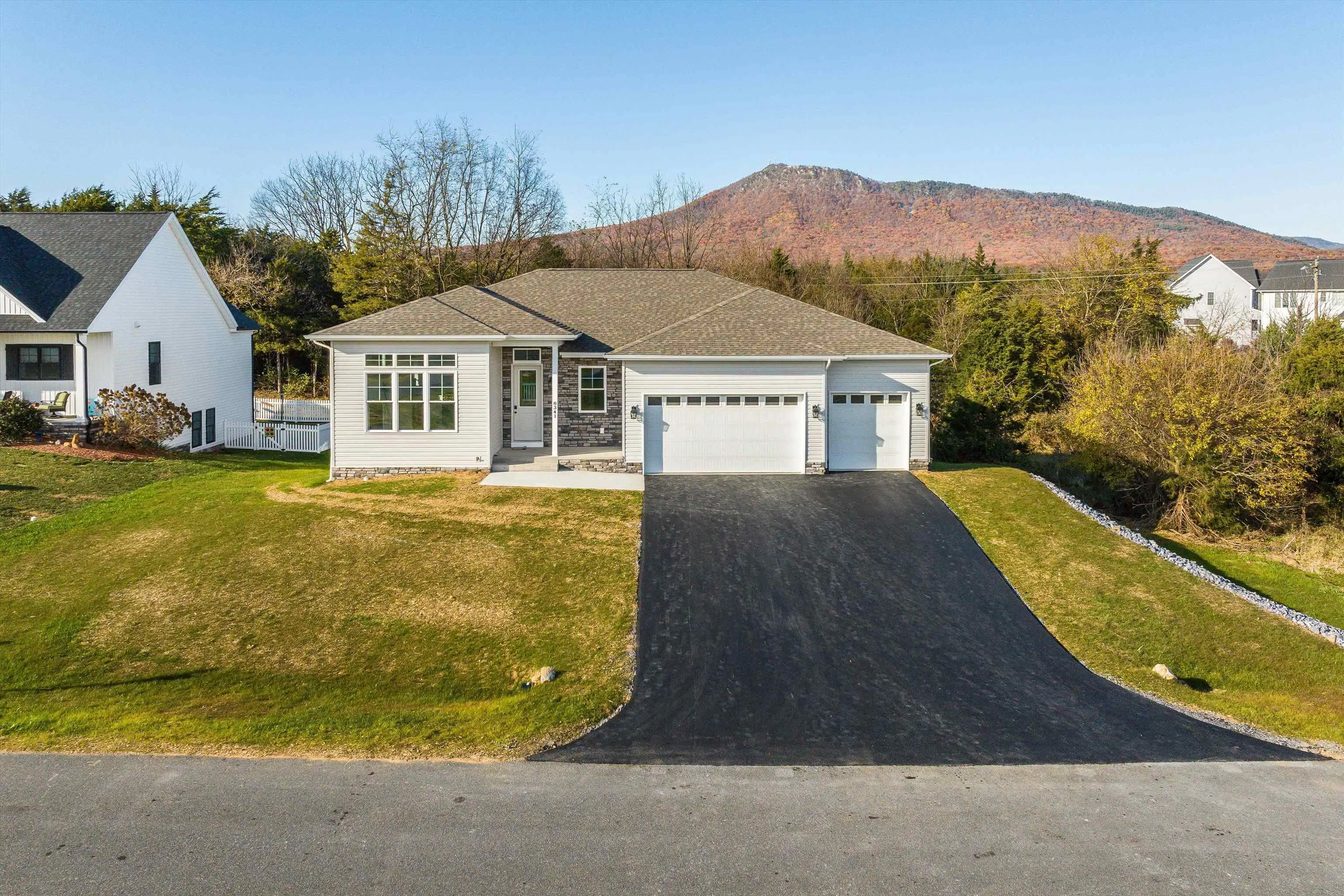 8341 Rock Creek Rd, Mcgaheysville