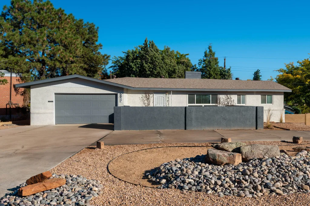 5017 Royene Avenue Ne, Albuquerque