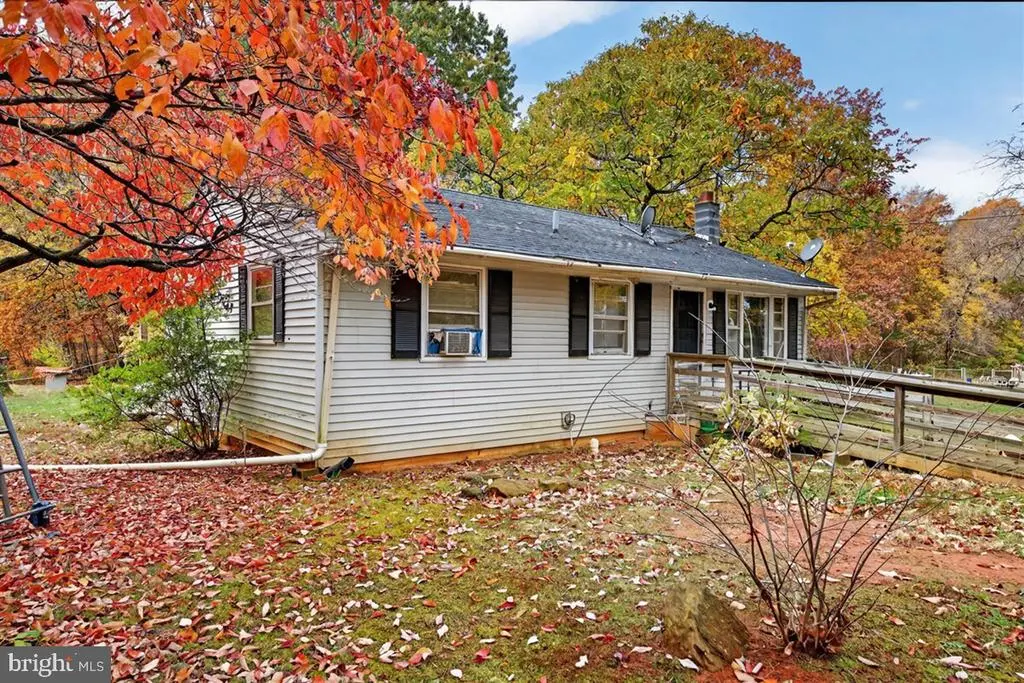 185 Smith Rd, Mineral