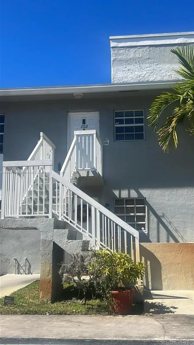 Photo of Listing #A11909947