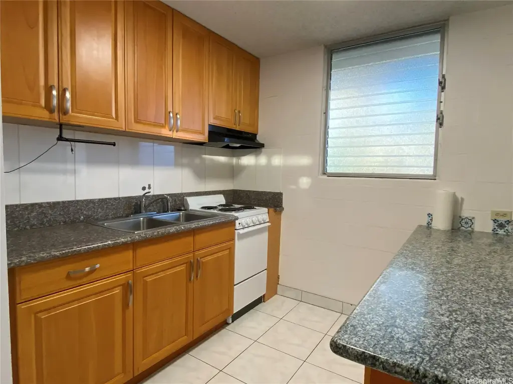 1914 University Avenue # 411, Honolulu
