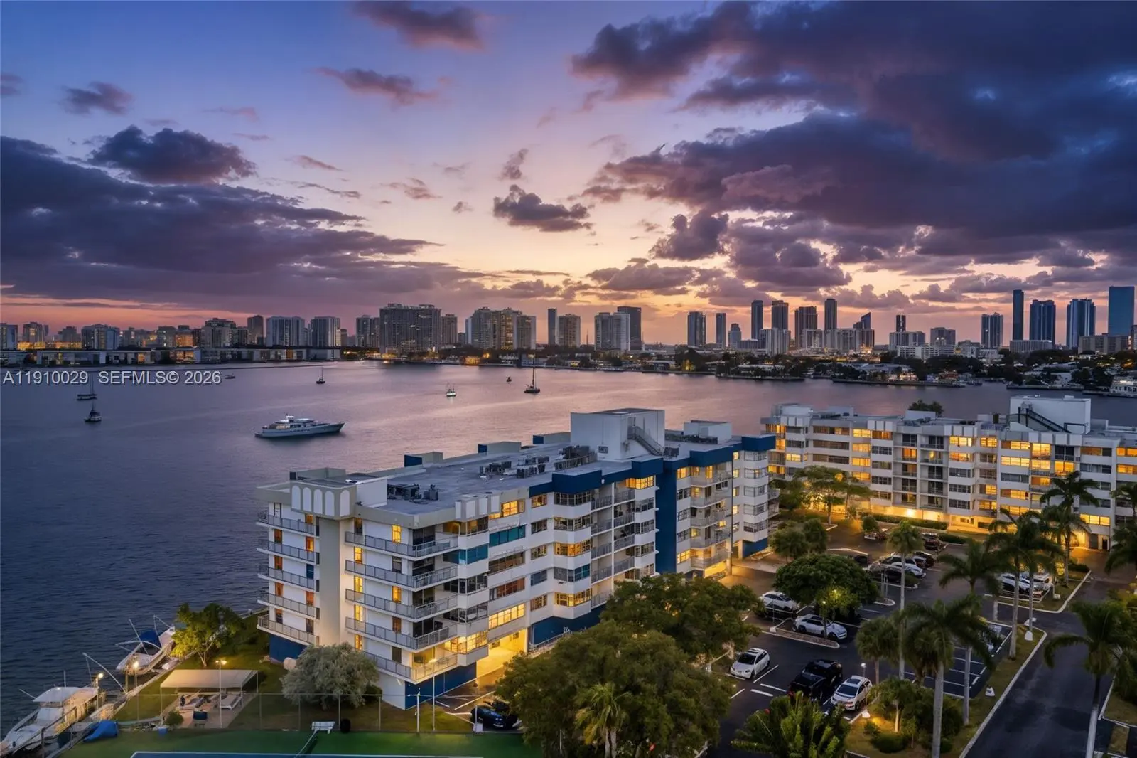 Photo of Listing #A11910029