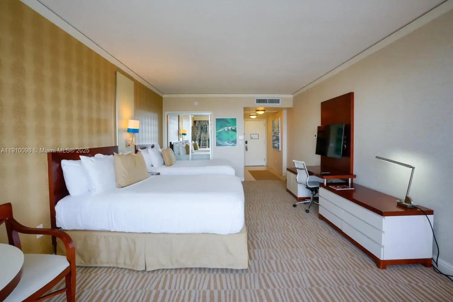 Photo of Listing #A11910098