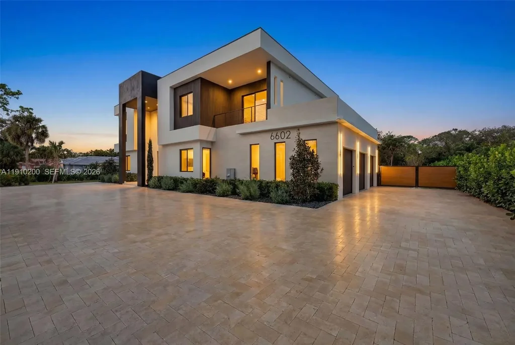 6602 Nw 62nd Ter, Parkland