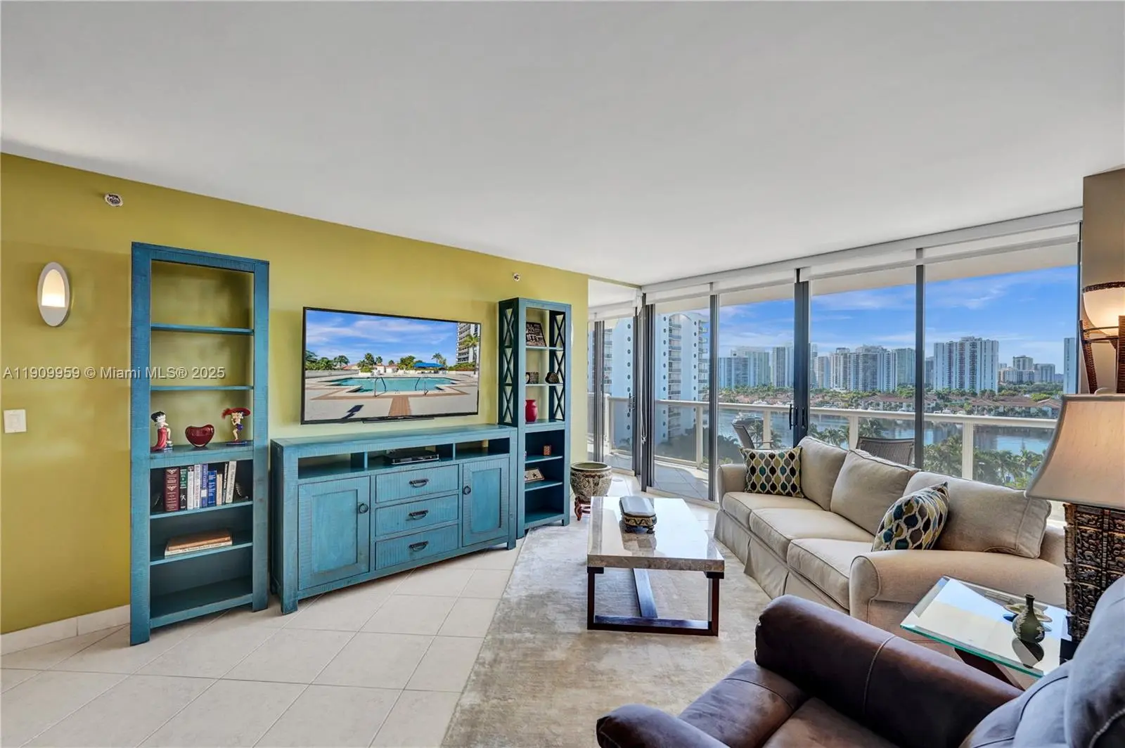 Photo of Listing #A11909959