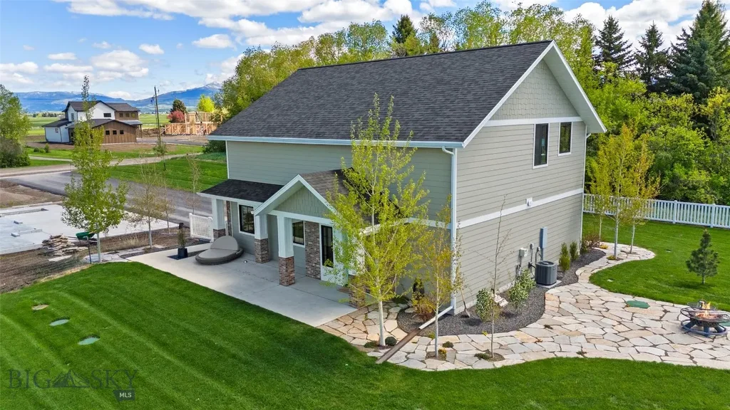 5667 Staffanson Road, Bozeman