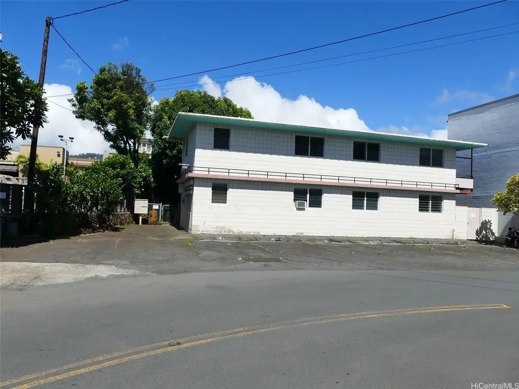 1720 Algaroba Street # 1, Honolulu