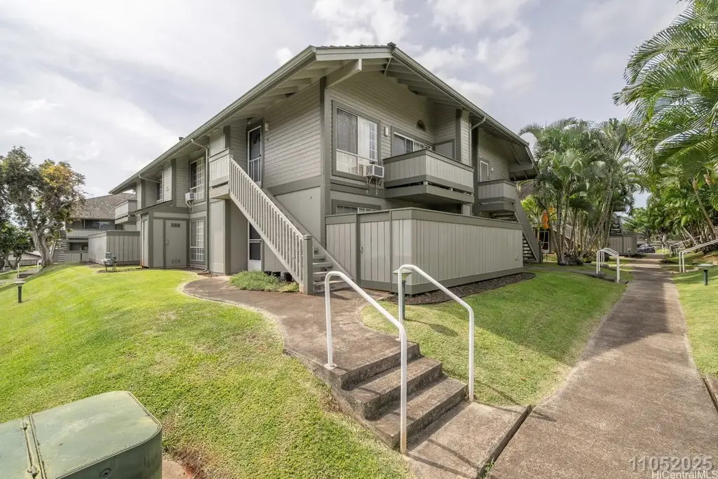 94-1400 Welina Loop # 14y, Waipahu