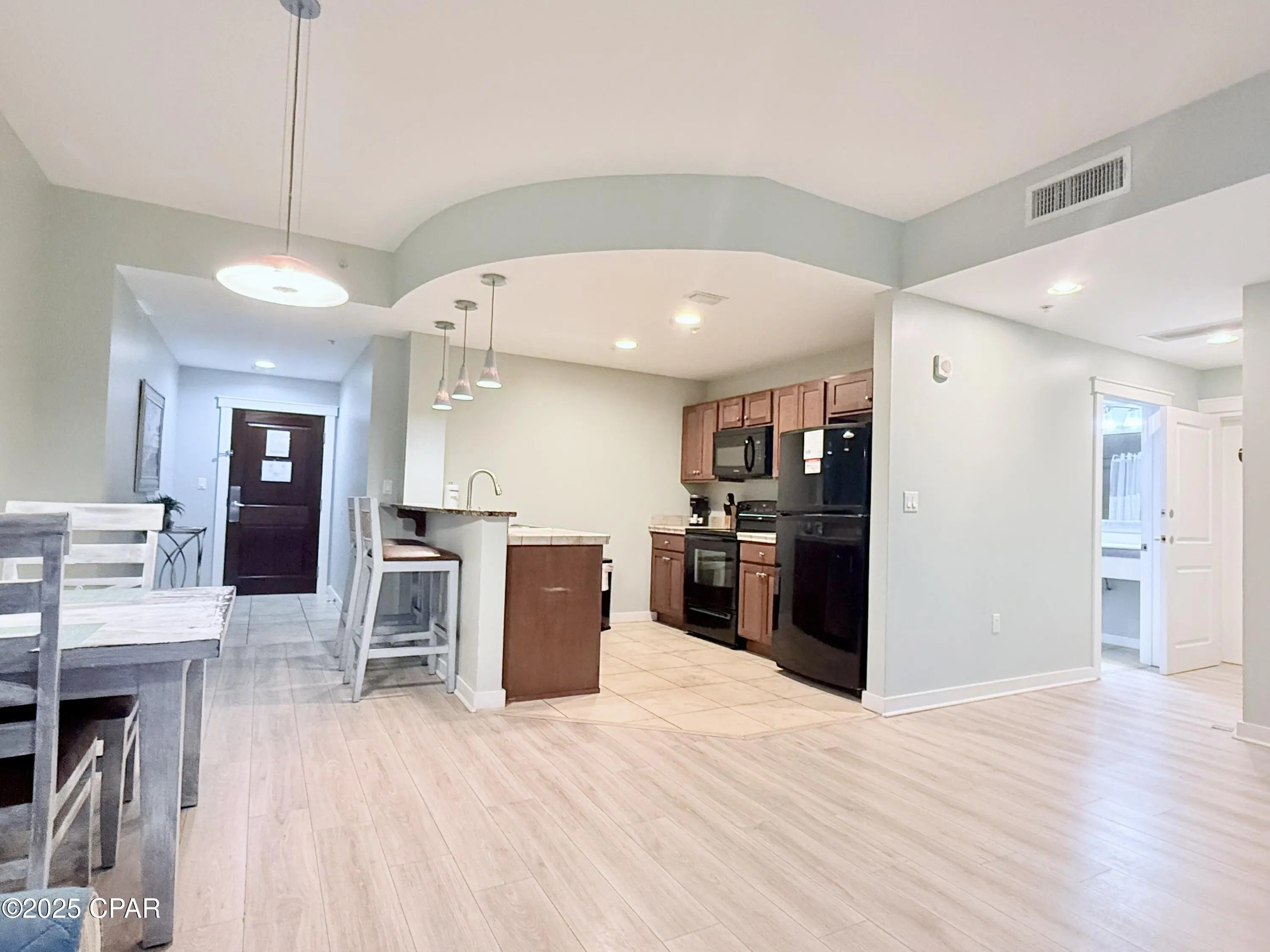 Photo of Listing #781401