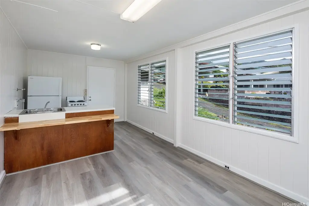 2341-b Palolo Avenue, Honolulu