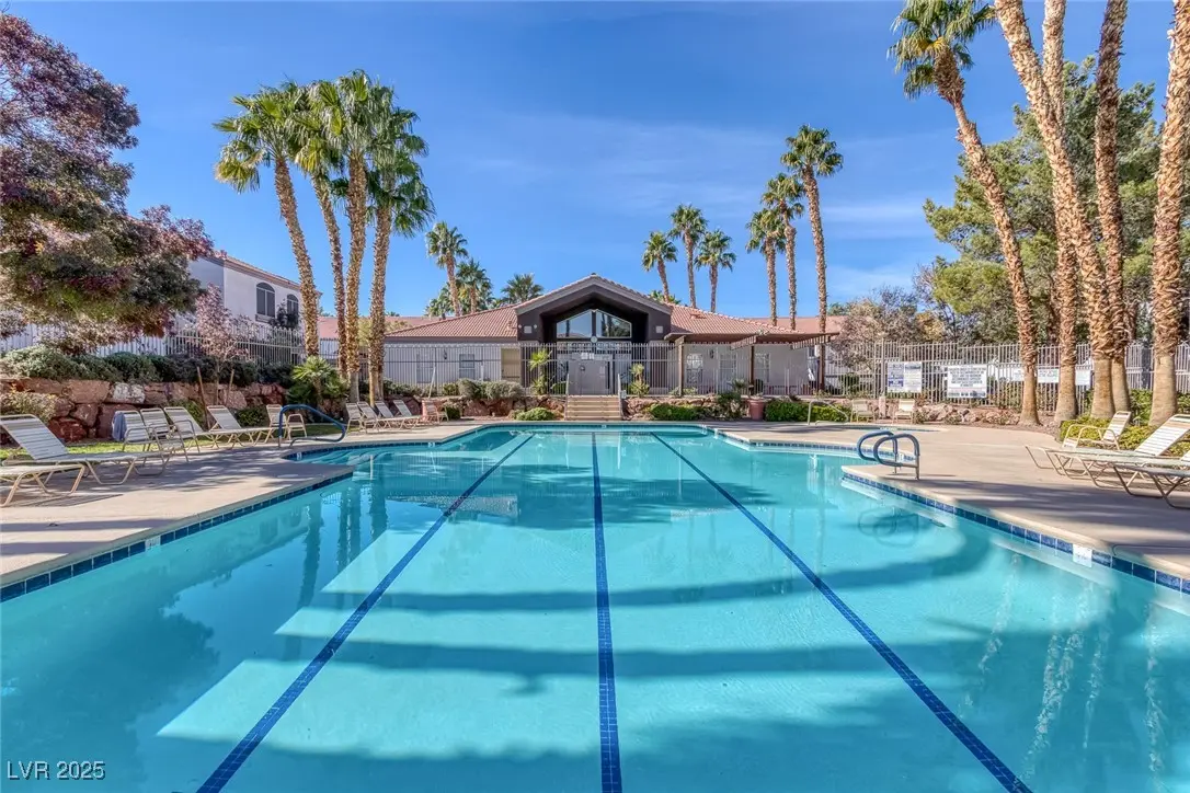 Photo of Listing #2733634