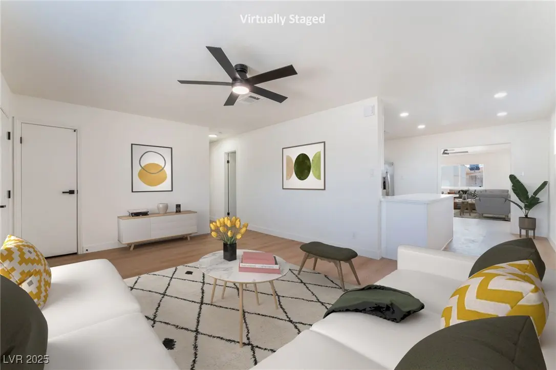 Photo of Listing #2733766