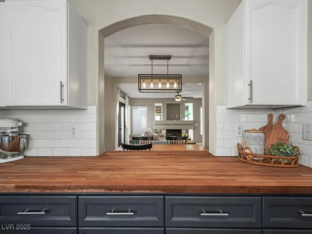 Photo of Listing #2732338