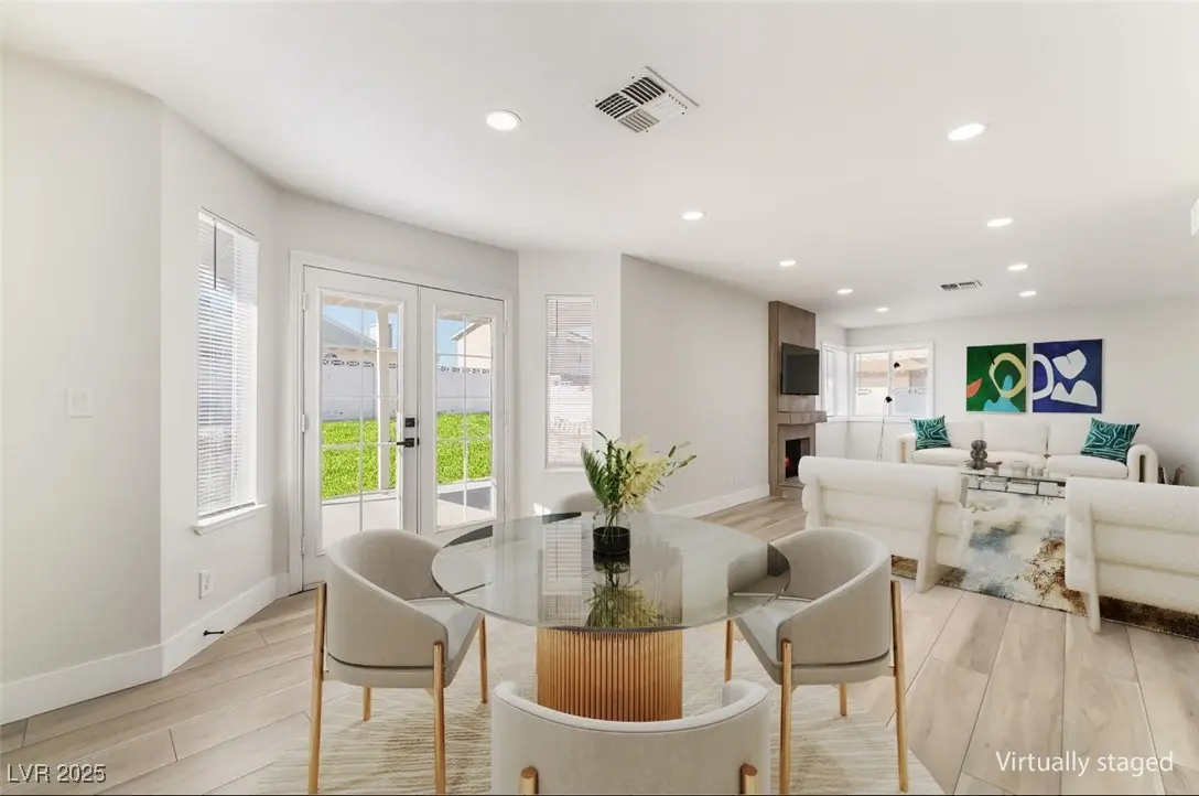 Photo of Listing #2733984