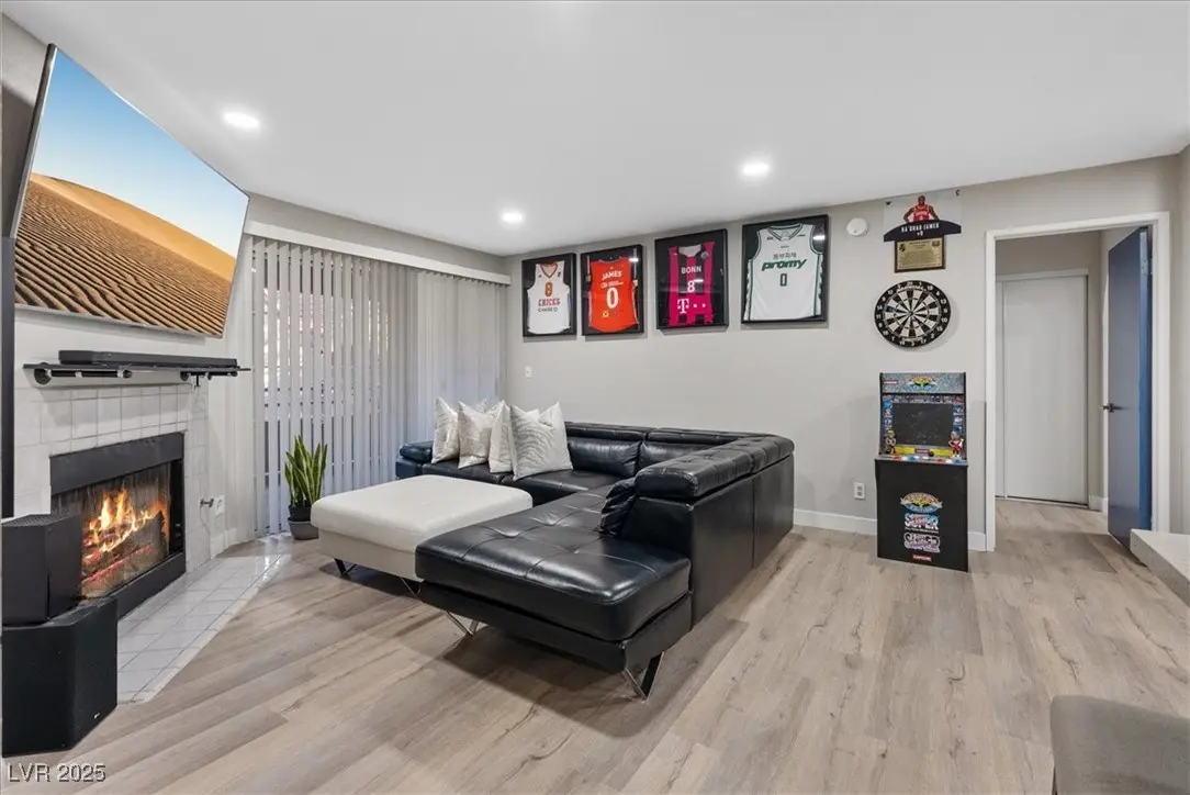 Photo of Listing #2733986