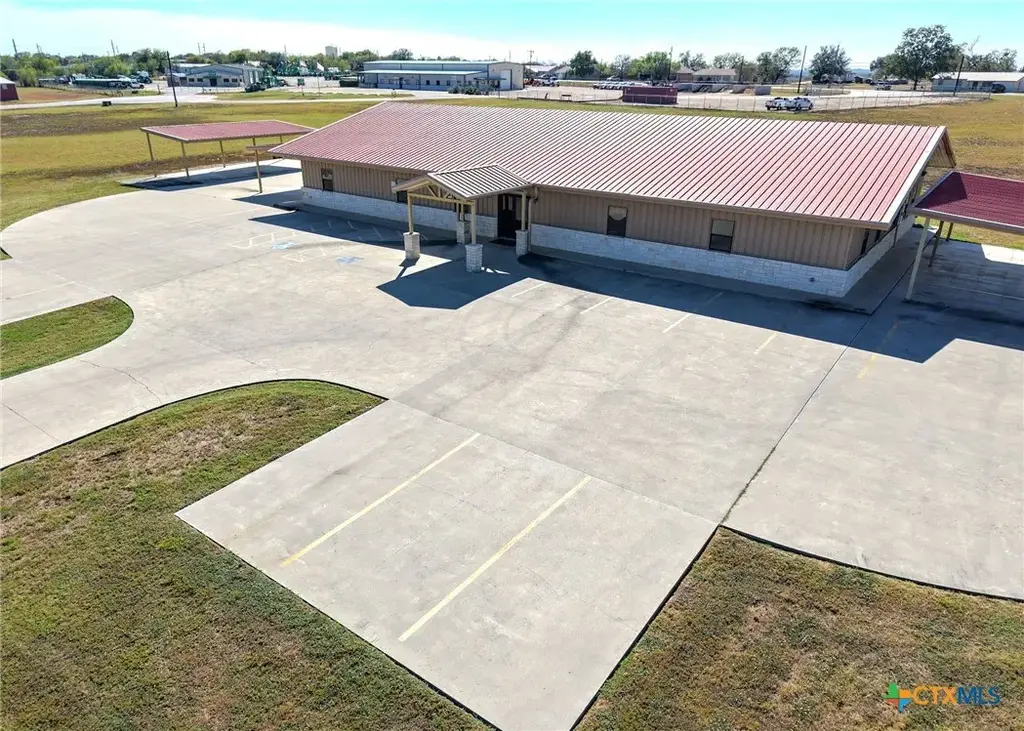 2719 Church Street, Gonzales
