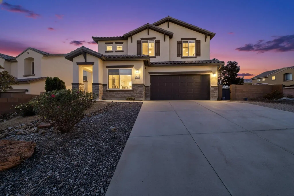 123 Las Medanales Court Ne, Rio Rancho
