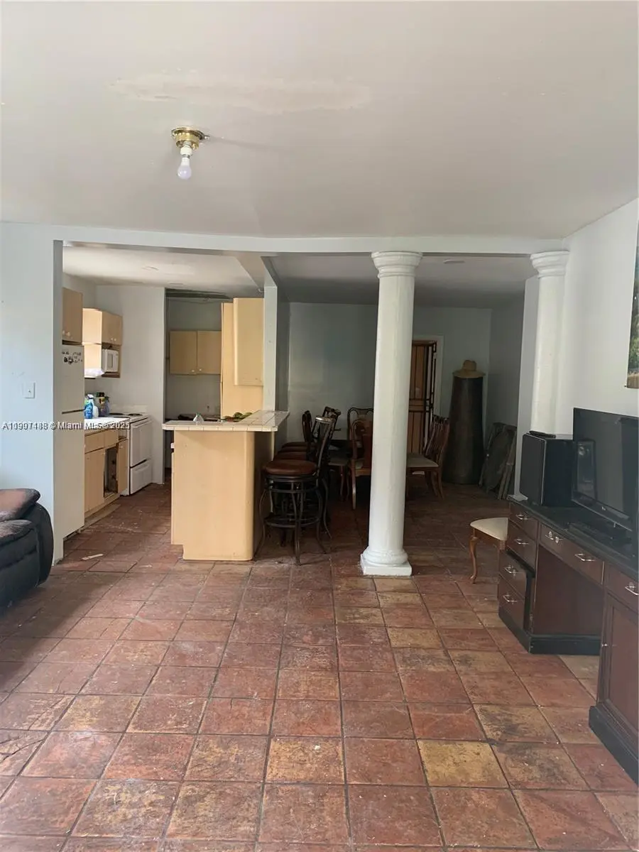 Photo of Listing #A11907188