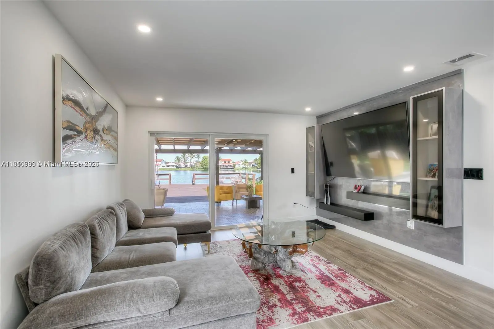 Photo of Listing #A11910383