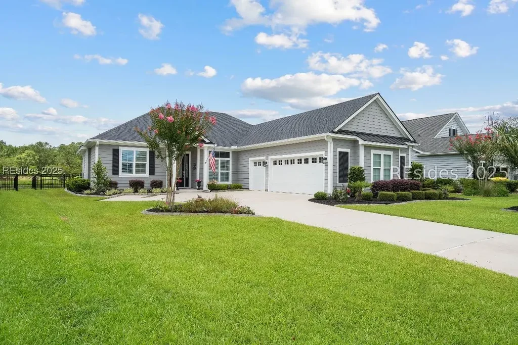 327 River Oak Way, Hardeeville