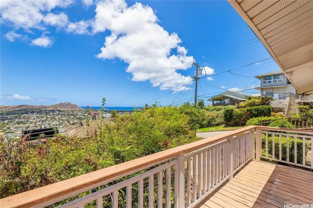 1729 Iwi Way, Honolulu