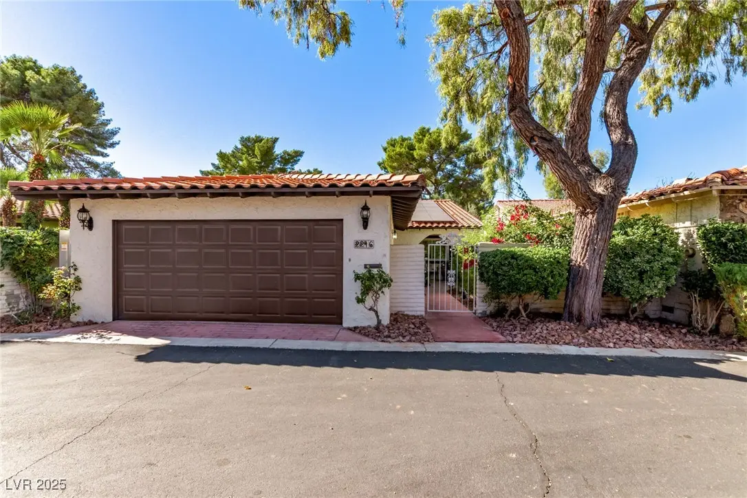 Photo of Listing #2734039