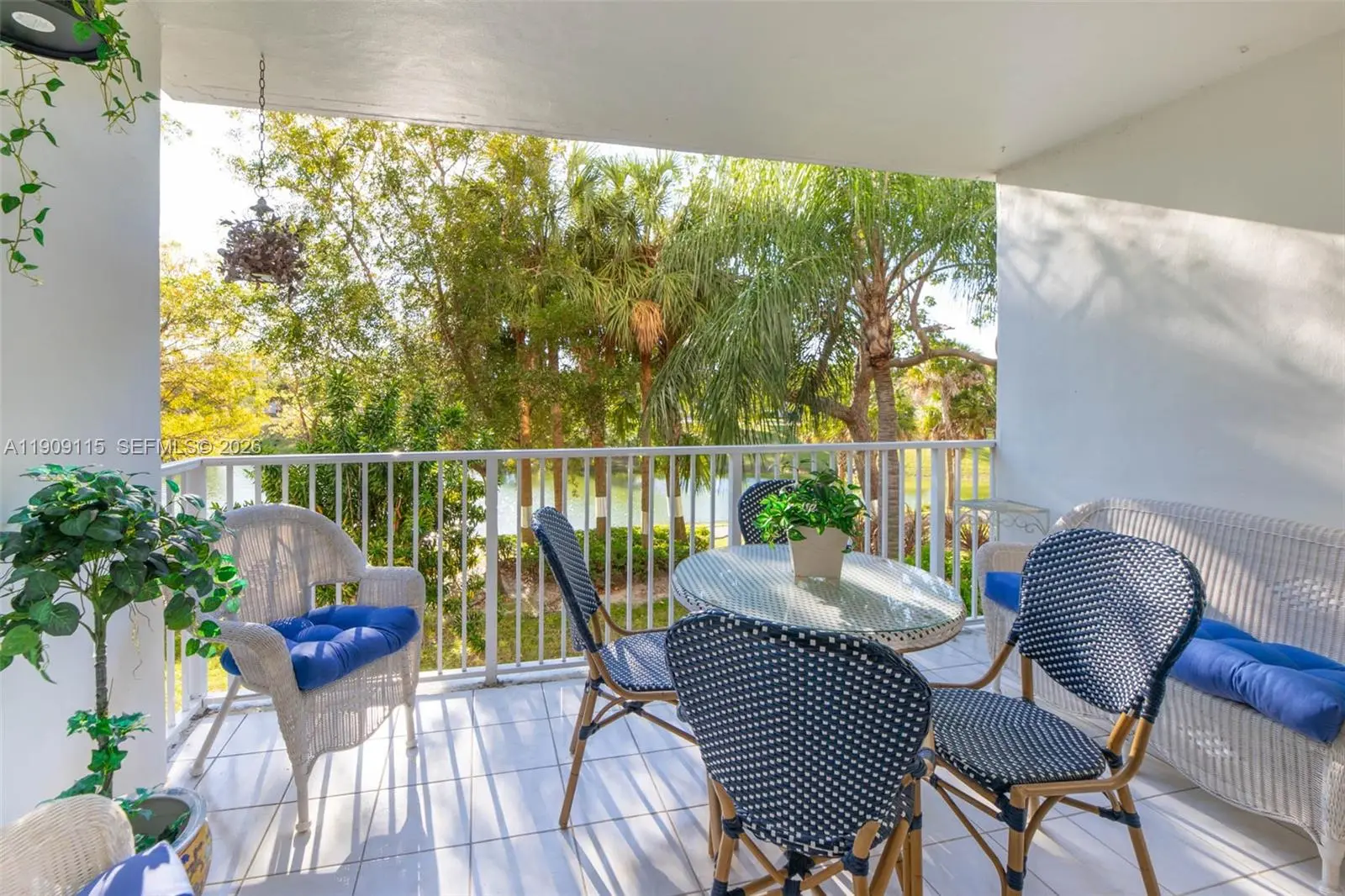 Photo of Listing #A11909115