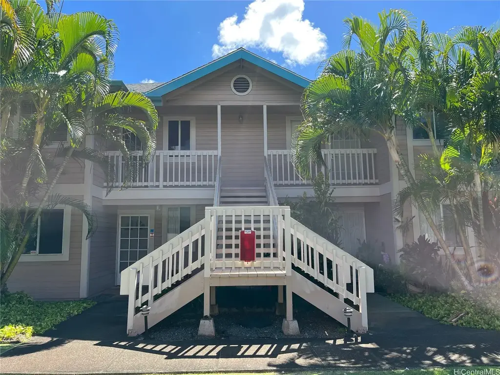 94-870 Lumiauau Street # S202, Waipahu
