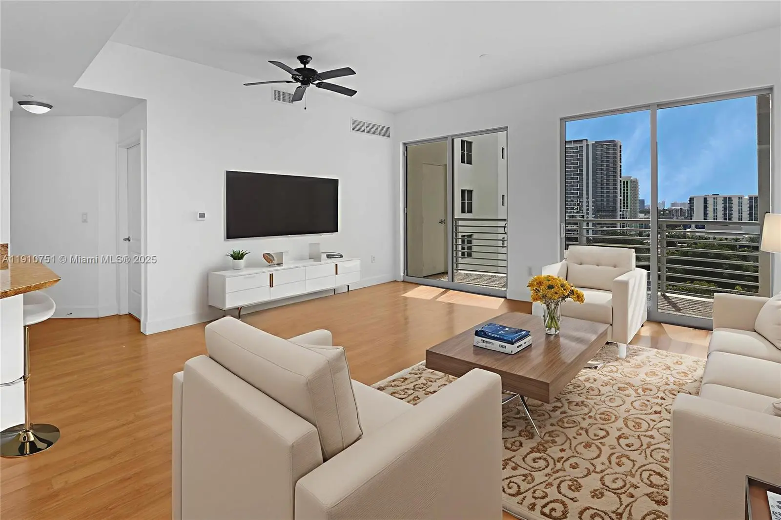 Photo of Listing #A11910751