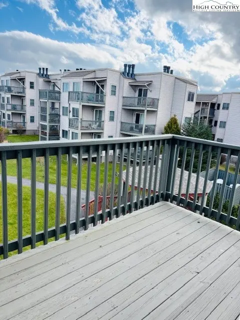 301 Pinnacle Inn Road # 4301, Beech Mountain