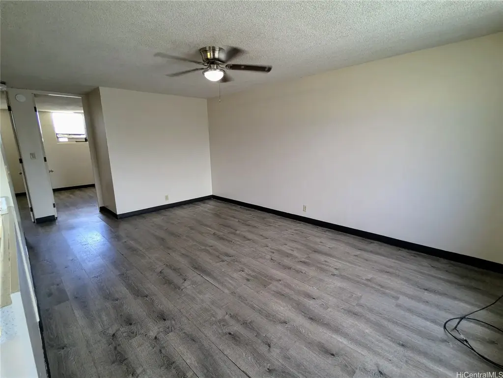 855 Olokele Avenue # 302, Honolulu