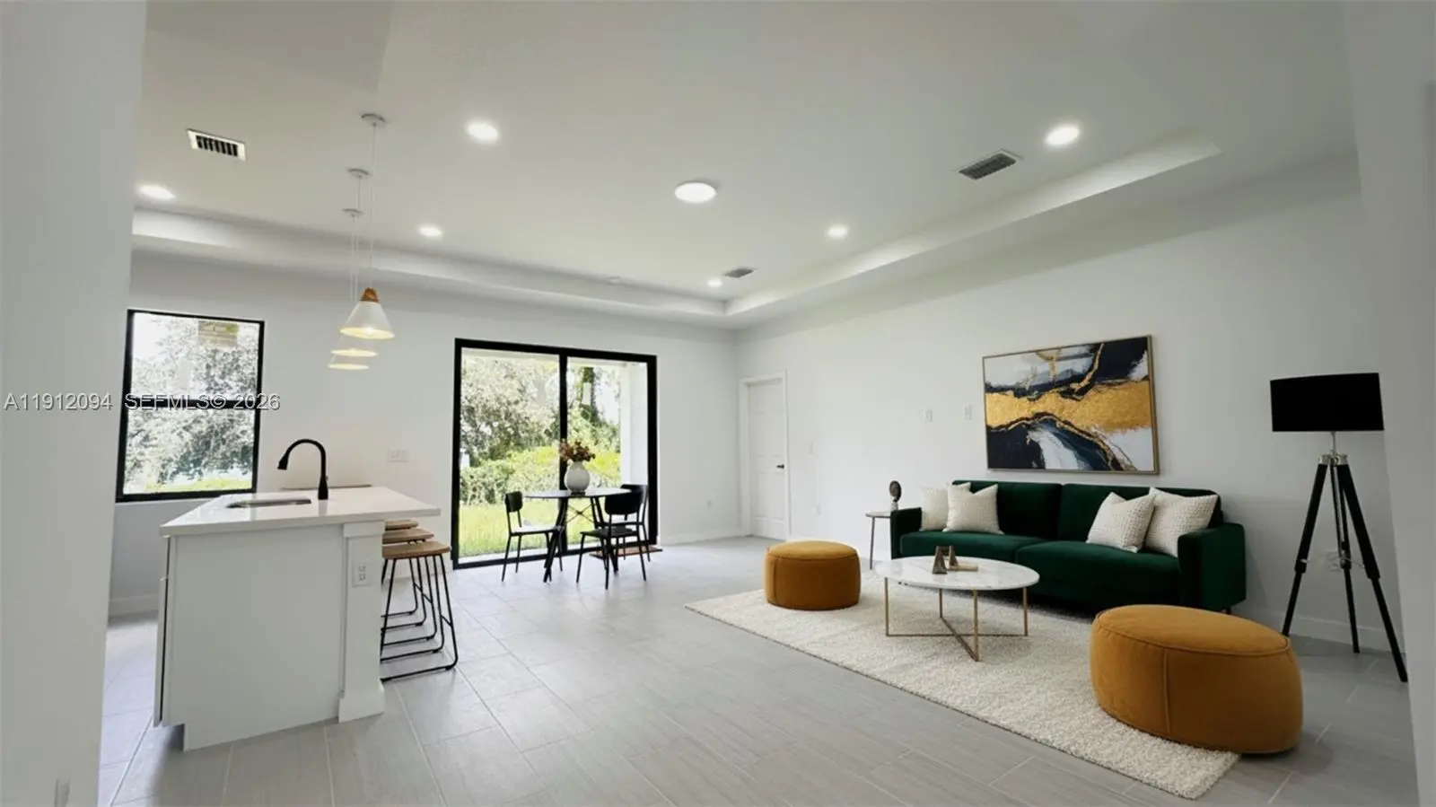 Photo of Listing #A11912094