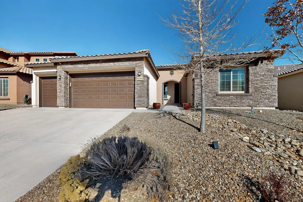 4214 Pico Norte Lane Ne, Rio Rancho