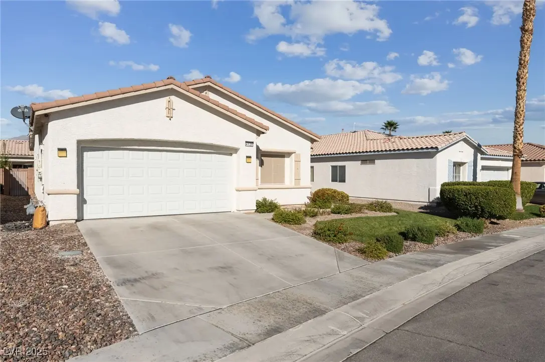 Photo of Listing #2734049